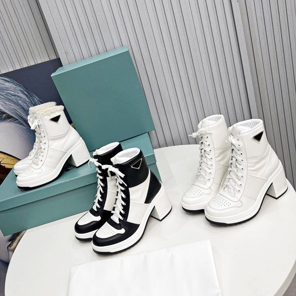 Botas largas de diseñador de invierno para mujer Botas por encima de la rodilla Botas de nailon cepillado de moda sexy Botas con logo de triángulo de goma en blanco y negro Botas Martin de invierno Zapatos con cordones 35-41