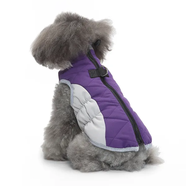 Manteaux d'hiver pour chiens de petite, moyenne et moyenne taille, gilet en polaire avec harnais intégré, combinaison de neige imperméable pour chien, veste d'hiver pour chien coupe-vent, violet