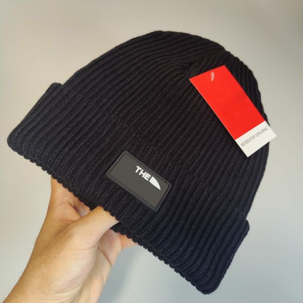 Bonnet de luxe de créateur de mode d'hiver pour hommes et femmes, chapeau tricoté en laine chaude, unisexe du Canada