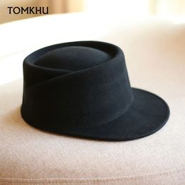 Sombrero Fedora de invierno para mujer, sombrero coreano de lana azul marino con tapa plana, informal británico, negro, gris, caqui, sombrero ecuestre, moda de alta calidad 231225