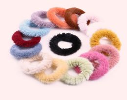 Band de coiffure de fourrure d'hiver Soux Furry Bands de bands à poil en carreau élastique Girls Ponytai Herder Headwear Hair Accessoires 15 Couleurs 6043743