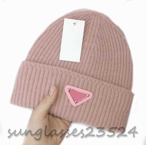 Chapeau de fourrure d'hiver Bonnet Skull Caps casquette de luxe chapeaux de designer Femme Bonnets pour hommes bonnet casquette chaud doux chapeaux ajustés Taille libre Motif Triangle