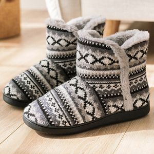 Slippers de fourrure d'hiver Femmes Chaussures de maison chaude Flip Flip Flop