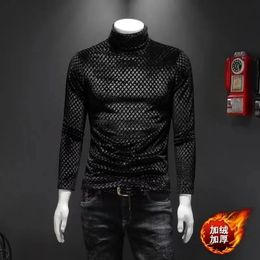 Camiseta de terciopelo dorado de invierno para hombre, Camiseta informal de cuello alto para Hombre, camisetas gruesas de manga larga ajustadas coreanas, Tops de color sólido para hombre 240315