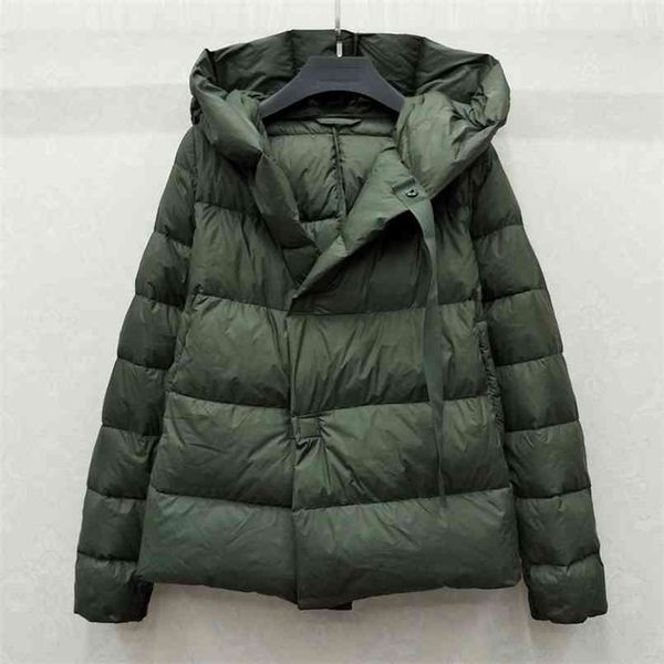 Chaqueta de invierno Mujer Ultra Light 90% White Duck Down Hooded Warm Manga larga Mujer Short Parka Army Green 210913