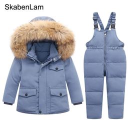 Winterjassen voor kinderen Snowsuits Girl Duck Down Coat Boy Burar Collar Outerwear Kinderen Pakken geïsoleerde overalls Baby jumpsuits 231221