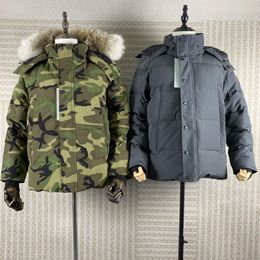 Jackets de invierno para hombres en el parka canadiense de tela impermeable de invierno