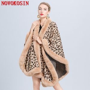 Invierno Jacquard Weave Cloak Leopardo grueso Poncho Coat Women Faux Fur Collar Big Pendulum Dovetail Cardigan de chal