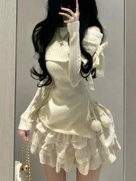 Winter Kawaii Zoete 2 -delige Set vrouw uit schouderboog gebreide tops mini cake rok vrouwelijk Koreaans mode casual pak 240325