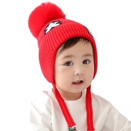 Winter Knit Warm Beanies Brand Designer Infant Hat Soft Baby Dikke gebreide muts Hoed met grote bont Ball Bobble Raccoon Pom Poms Wollen hoeden