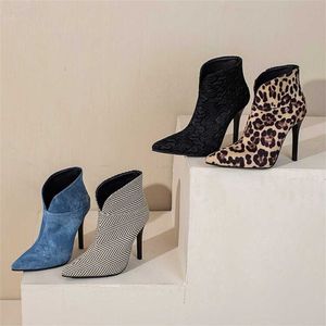 Bottines d'hiver pour femmes, imprimé léopard, bout pointu, talon fin, bottines style discothèque, cuissardes hautes, chaussures courtes pour femmes 230830