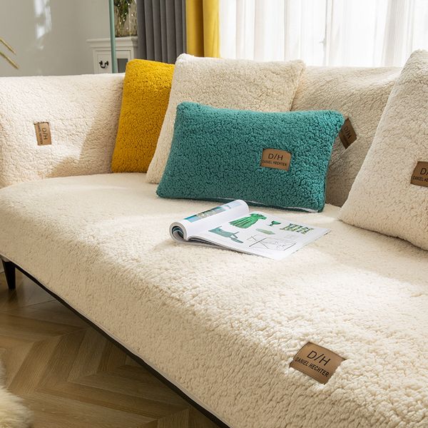 Housses de chaise en duvet d'agneau d'hiver avec coussin de siège en peluche épais housse de canapé en cuir antidérapant de haute qualité Simple universel