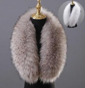 Hiver Grand Fox Fox Collier de fourrure faux manteau de fourrure écharpes de luxe Men de luxe Vestes Hood Châle décor du col femelle enveloppe H09231665944