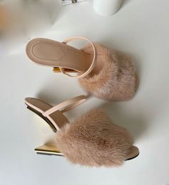 Winter luxe merk eerste vrouwen sandalen schoenen bontriem goudkleurige F-vormige gebeeldhouwde hakken dame wig muilezels sexy peep teen slippers eu35-43
