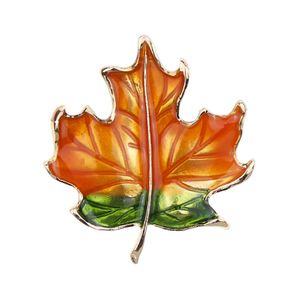 Winter Maple Leaves Gold Metal Shining Broches Pins Dames Sieraden voor Dame