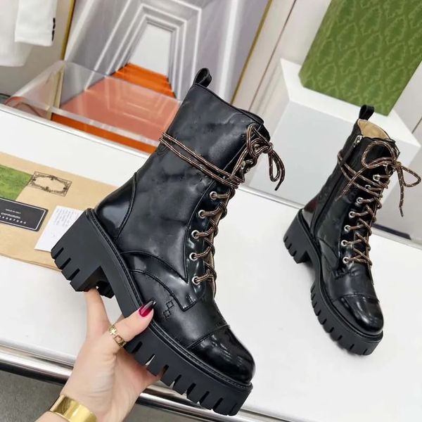 Invierno Martin Boots Diseñador Plataforma para mujeres Boties Australia Cowskin Cuero 6cm Motocicleta Lace-up Botas de tobillo zapatos al aire libre