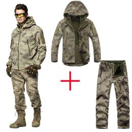 Winter heren tactische softshell t jas set camouflage windjack waterdichte jachtjassen uitloper leger militaire fleece 211217