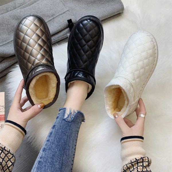 Hiver nouvelles chaussures en tissu vieux Pékin tendance de la mode pour femmes bottes de neige polyvalentes avec une étape en peluche épaissie semelle souple antidérapante 230830