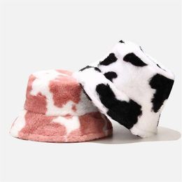 Winter Outdoor Vakantie Lady Panama Black Cow Print verdikte zachte warme viskap faux bont konijn emmer hoed voor vrouwen 210531278J