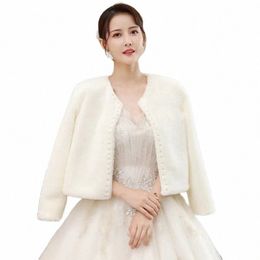 Winter Pearls Wedding Wraps Bolero Wedding Châles Bridal Shrux Faux Fur Women Bridal Jacket Party M manteau T9O2 #