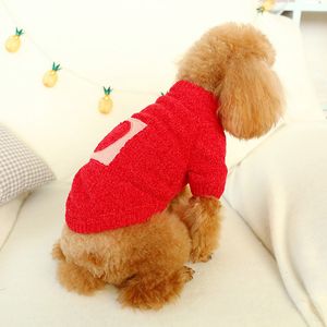 Vêtements de chair de chien pour animaux de compagnie d'hiver pour coeur rouge