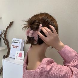Winter pluche haarklauw clips faux harige Koreaanse klauwclip elegante acryl bakwerk vrouwen haarclips hoofddeksel haaraccessoires