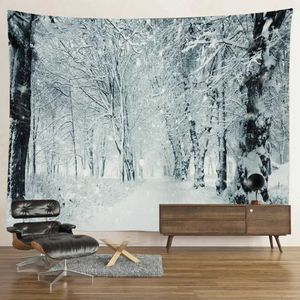 Winter Snow Forest Tapestry Landschap Tapestries Mountain Muur Hangende Tapestry Esthetische slaapkamer Woonkamer Decoraties Hangen Gordijn R0411