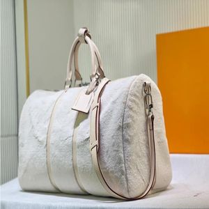 Winterstijl mannen grote capaciteit korte bont reistas luxe buiten handtas pluche mannen crossbody tas designer zak heren sport gym moet bgex