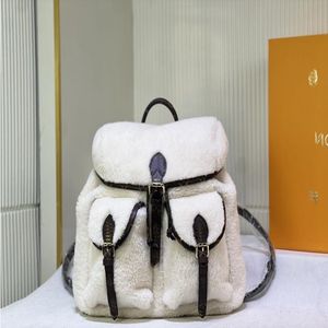 Bolsas de diseño de la flor de cuero de cuero para mujeres de estilo de invierno mochila para mujeres mochilas clásicas damas ktfvo