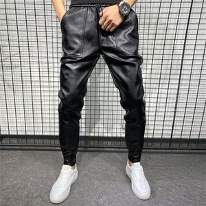 Winter Dikke Warme PU Lederen Broek Mannen Kleding Eenvoudige Grote Zak Winddicht Casual Motorbroek Zwart Plus Size 220720234g