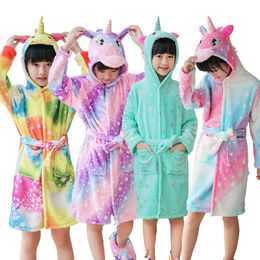 Winter Peuter Meisje Badjas 3 tot 4 5 6 7 8 9 10 11 Jaar Kinderen Pyjama voor tieners Zachte Warme Regenboog Kinderen Handdoek Gewaden Homewear 240111