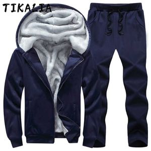 Winter Trainingspak Mannen Pure Kleur Bont gevoerde Hoodies en Broek Set Mannen Jogging Pak Warm Fleece Joggers 2 Stuk Set Plus Size 8XL 211222