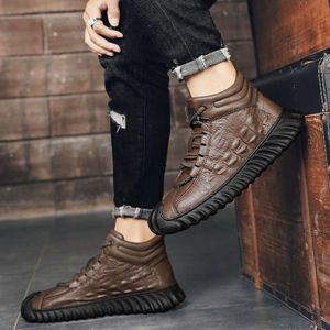 Hiver Veet chaussures en cuir décontractées homme extérieur antidérapant chaud bottines hommes à la mode Crocodile marron haut hommes baskets