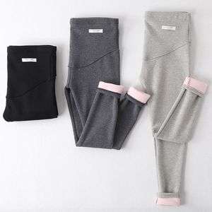 Pantalon de velours d'hiver pour femmes enceintes LEGGING DE MATERNITY VÊTEMENTS ÉQUIPES Pantalon de grossesse épaississant LJ201114