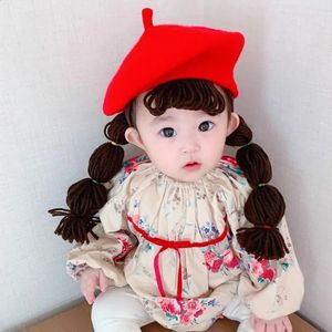 Winter Warm Kinderen Baby Meisje Baret Hoed Rood Wollen Haar Pigtail Vlecht Pruik Cap Mode Prinses Hoeden Handbanden voor Kinderen Meisjes 240130