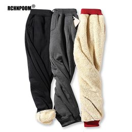 Hiver chaud épais polaire pantalons de survêtement hommes Joggers laine d'agneau décontracté coton peluche pantalon mâle surdimensionné grande taille pantalon S-7XL 240125