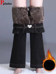 Invierno Cálido Espesar Terciopelo Forrado Flare Denim Pantalones Flacos Casual Grueso Cintura Alta Mujer Jeans Ropa de nieve Felpa Vaqueros 240202