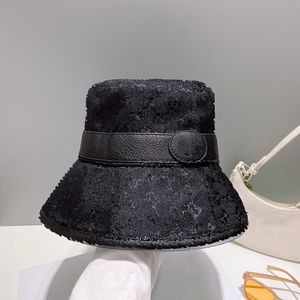 Chapeaux d'hiver à large bord seau à carreaux chapeaux chauds casquette artiste bonnet seau chapeau cent concepteur Bucke S