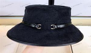 Winter Winter Brim Hats Corduroy Damesontwerper Bucket Hat For Men Fashion Luxe platte hoed Brand Classic Gold Buckle Solid C5768949