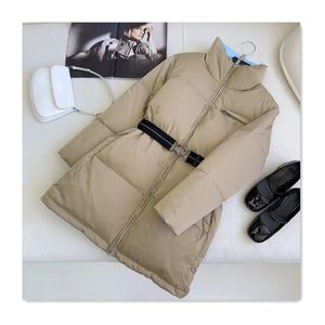 Hiver femmes vers le bas designer doudoune femmes manteau triangle logo kaki fermeture éclair col montant collection taille mi-longue veste femmes dos chaleur simple vêtements d'extérieur