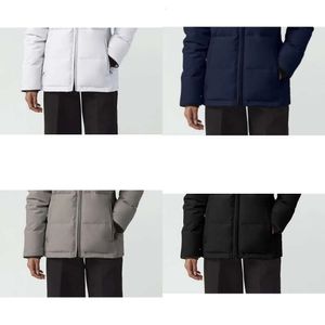 Les femmes d'hiver valettent réel coyote de fourrure de fourrure Femme Puffer Buffer Outdoor Windbreaker Jassen Veste Extérieur Hooded Fourre Manteau Down Coat Hiver Parka Doudoune