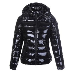 Femmes d'hiver vers le bas Monclair veste parkas manteaux de créateurs de mode vestes bouffantes classique à capuche épais extérieur décontracté chaud plume outwear brillant noir vêtements d'extérieur