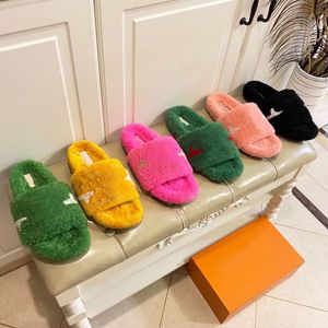 hiver laine pantoufle designer chaussures lettre paresseux fond plat hommes pantoufle femme mode chaussure sexy Lady Cartoon pantoufles en peluche garder au chaud flops grande taille 34-42-45 avec boîte