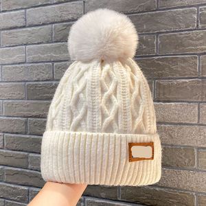 Winter Woolen Hat for Women designer Warm beanies Fashionable cap