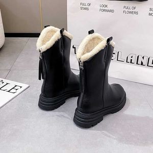 Bottes d'hiver britanniques courtes enneigées, nouveau réseau rouge épais Martin avec isolation thermique en peluche, semelles antidérapantes de haute qualité, durables pour l'hiver