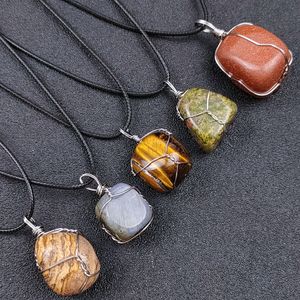 Collier pendentif en pierre Chakra enveloppé de fil, bijoux de guérison, perle de Quartz en cristal, pour femmes et hommes