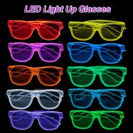 LEDS LED sans fil verres d'éclairage clair des lunettes de fête lumineuses Femmes pour hommes Costume de soleil Glow dans les lunettes néon sombres pour le carnaval fête