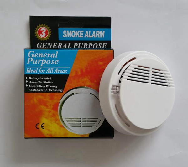 Trådlöst rökdetektorsystem med 9V batteridriven hög känslighet Stabil brandlarmsensor lämplig för att detektera hemsäkerhet