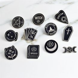 Heksen doen het beter heks ouija spreuken zwarte maan pin accessoire Badges Broches Revers Emaille pin Rugzak Bag241A