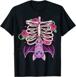 Witchy Pastel Goth Rib Cage Bat nu Goth esthetisch griezelig vleermuis T-shirt